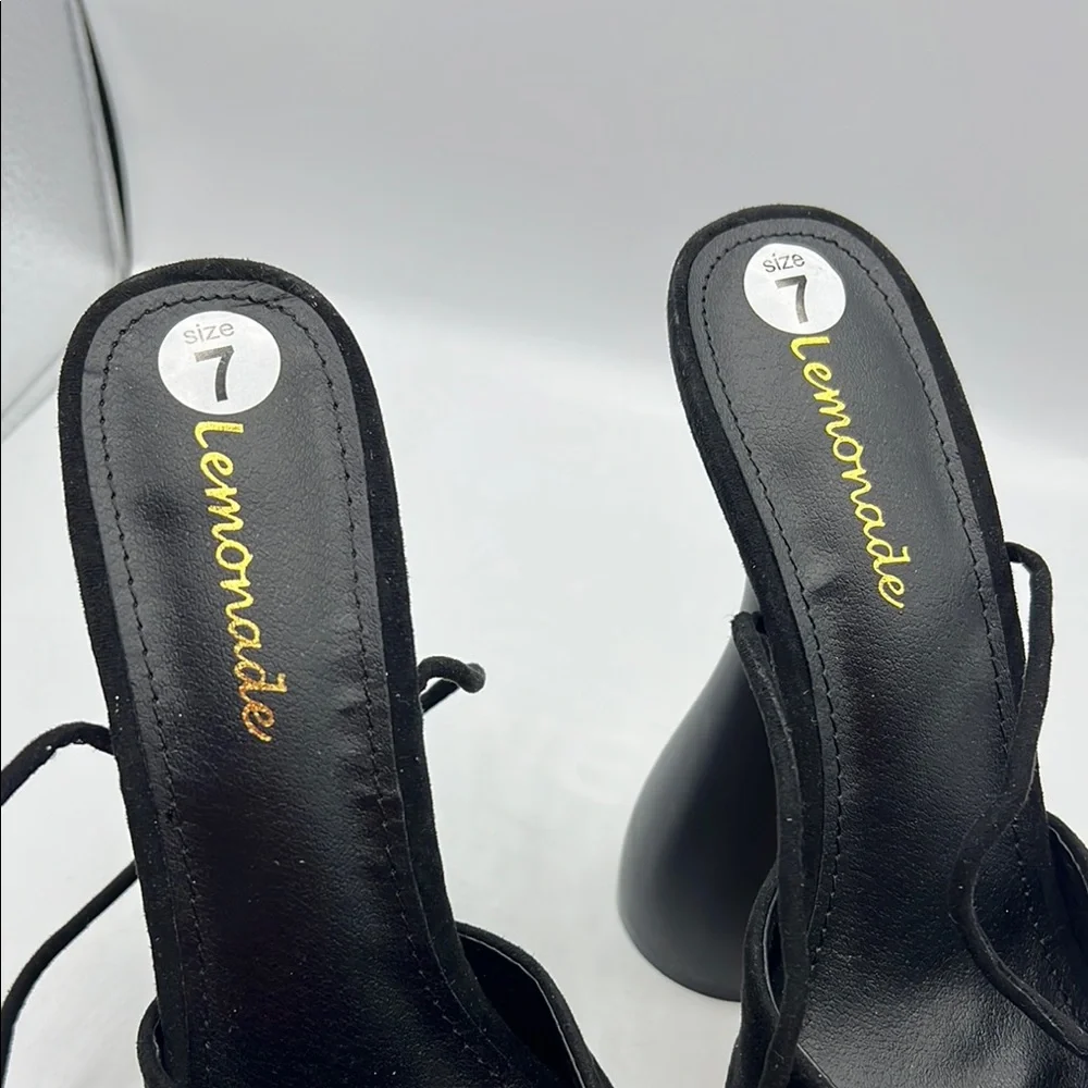 Lemonade Chic Black‎ Platform Sz 7 Sandals with Sculptural Heel NEW